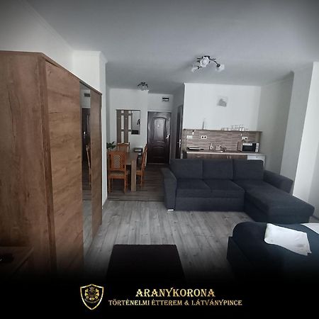 Aranykorona Apartmanhaz ミシュコルツ エクステリア 写真