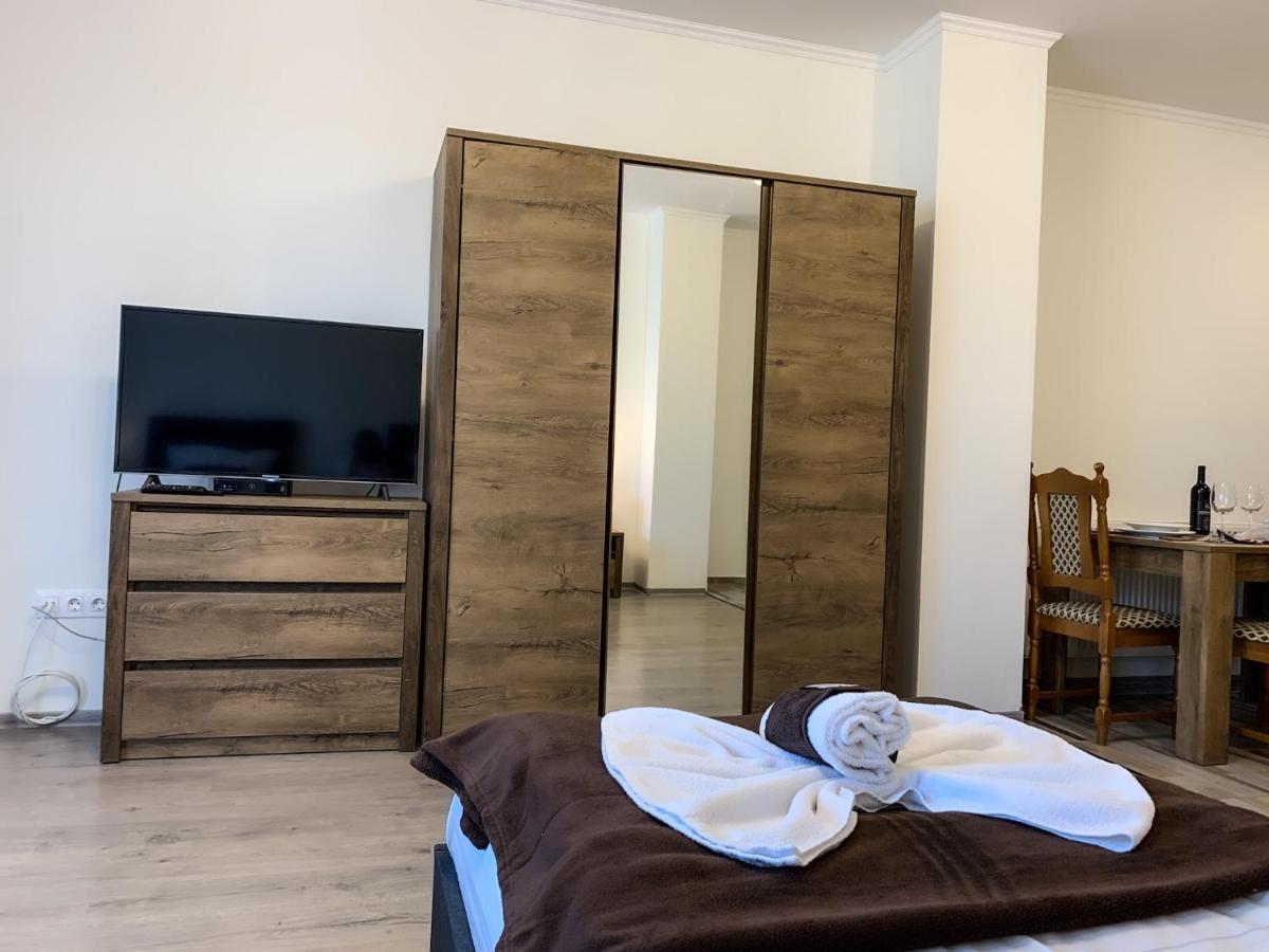 Aranykorona Apartmanhaz ミシュコルツ エクステリア 写真