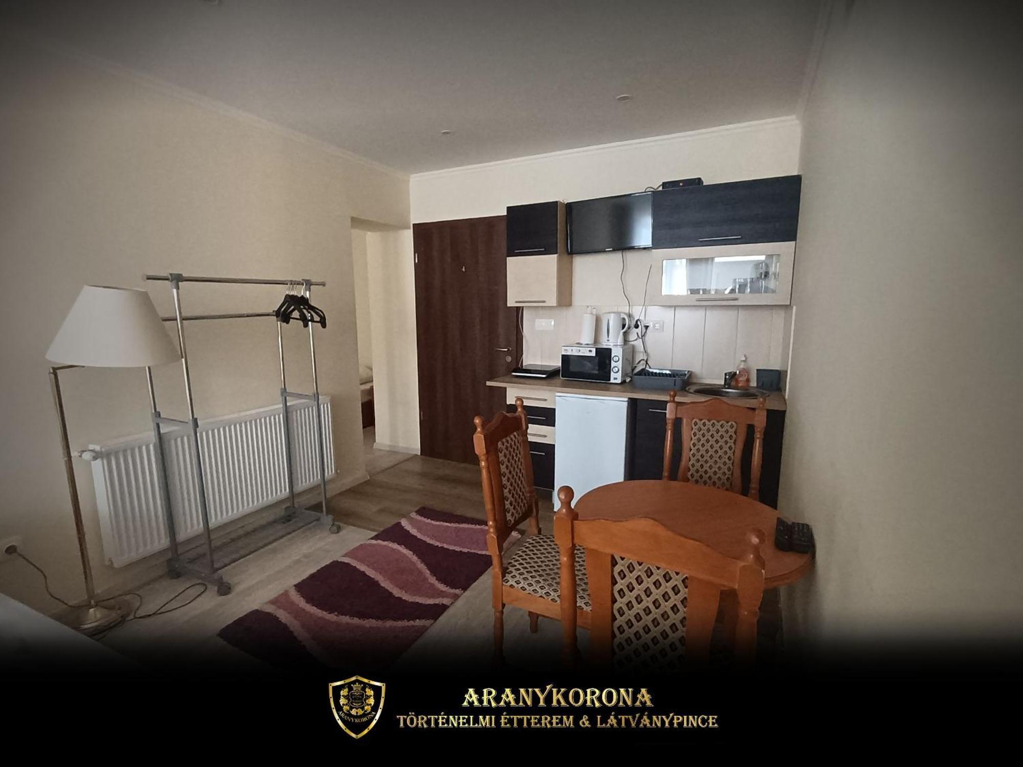 Aranykorona Apartmanhaz ミシュコルツ エクステリア 写真